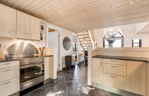 Skjern House | "Hendrina" - 250m to the fjord by Interhome