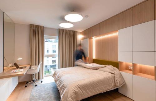 Cessange Apartment | Henry's Appt with a private Suite 414 - Shared kitchen