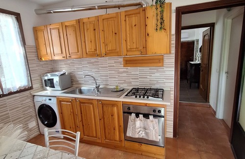 Cinque Terre Apartment | Heracle's garden. Apartment in small villa immersed in the greenery of the Cinque Terre.