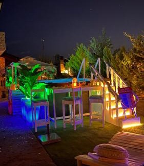 Nea Iraklia Villa | Heraklia villa sea view pool & jacuzzi