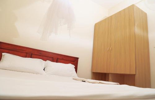 Kampala Hotel | Hermela Guest House Old Kampala