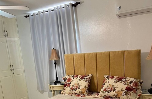 Moca House | Hermosa y Espaciosa Casa con estilo de 3 dormitorios 2 Baños