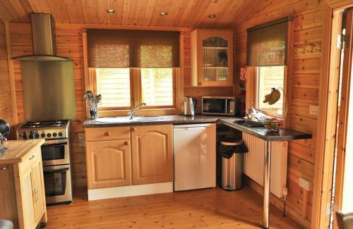 Ystradgynlais Resort | Heronstone Lodges