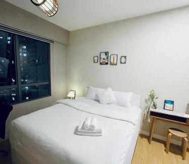 Thao Dien Apartment | HHomes - Serene 1 Bedroom Nice view & Pool GYM BBQ at Masteri Thao Dien District 2