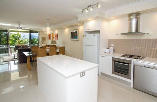 Hamilton Island Apartment | Hibiscus Lodge 101