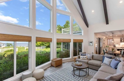 South Haven House | Hidden Haven | Hot Tub | Lake Michigan