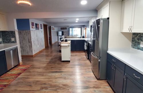 Kendall Cottage | Hide-a-way at Swan Lake: fishing, relaxing, and dog friendly.