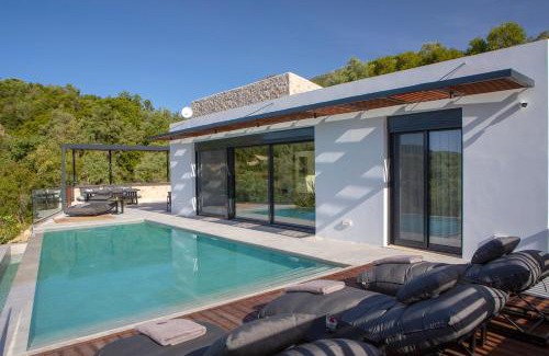 Fternon Villa | High-end Villa Faos Two
