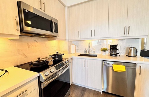 Bayview Glen Apartment | High Floor View ‧ Pool & Gym ‧ Close to Shopping