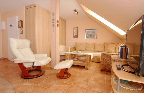Zingst Apartment | High-quality furnished vacation apartment directly on the Baltic Sea beach!
