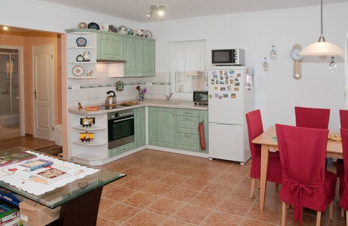 Balatonbereny House | High quality house "Sunshine" for 6 persons, lake 1000m, pool, air conditioning
