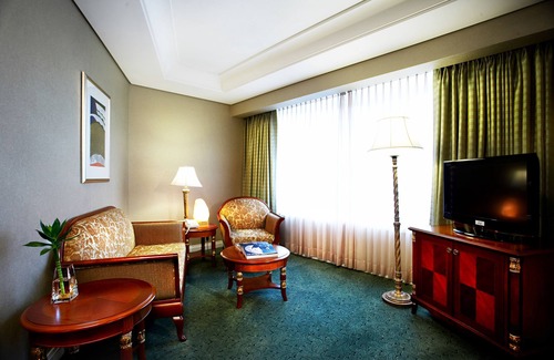 Sabuk Resort | High1 Grand Hotel Main Tower