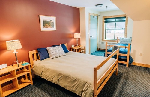 Bretton Woods Hotel | Hike & Ski Haven in Bretton Woods, Onsite Trailhead Access, Full Breakfast