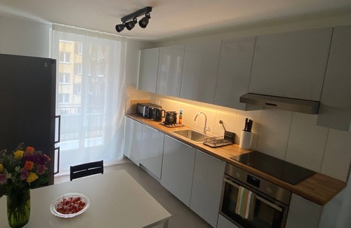 Sihlfeld Apartment | HildaFour