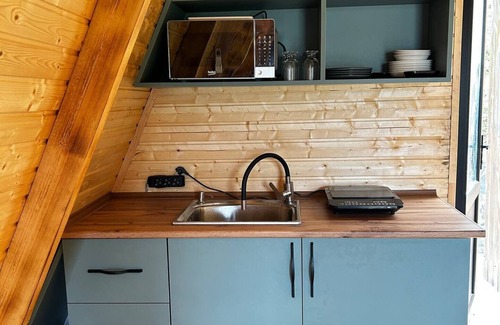 Bouvet Island Cottage | HillSide Cottage