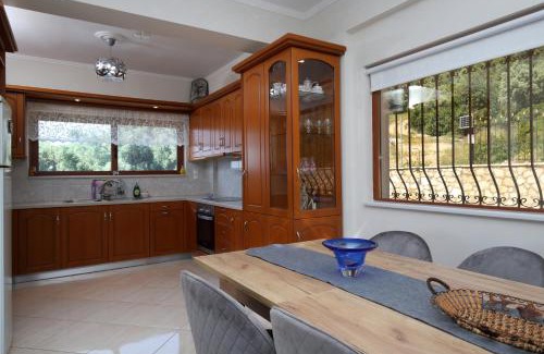 Fternon Villa | Hillside Private Villa Lefkada
