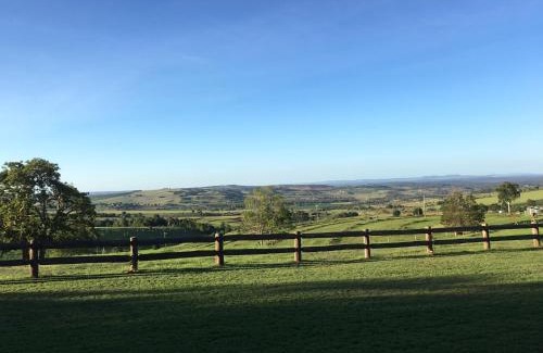 Corndale House | Hillview Cottages