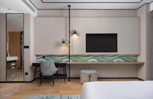 Pudong Hotel | Hilton Garden Inn Shanghai High-Speed East Railway Station