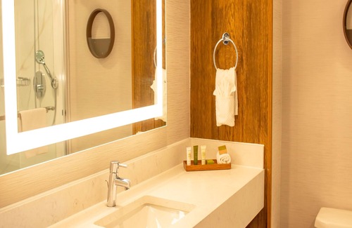 Hasbrouck Heights Hotel | Hilton Hasbrouck Heights/Meadowlands