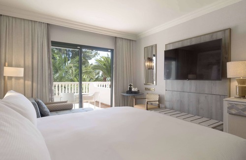 Costa de la Calma Resort | Hilton Mallorca Galatzo