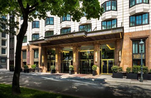 Innere Stadt Hotel | Hilton Vienna Plaza