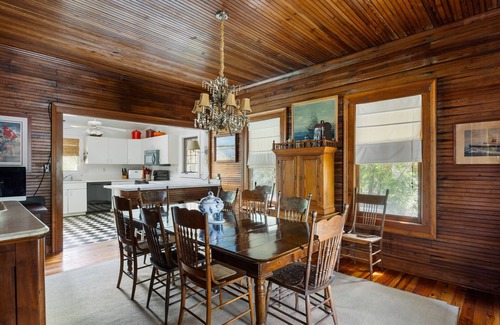 Sullivan's Island House | Historic 4-bedroom House on Sullivan's Island w/Hammock & Elevator