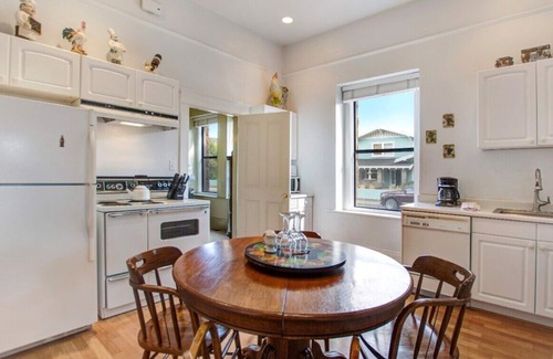 Sonoma House | Historic Cuneo Cottage Downtown Sonoma