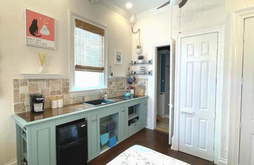 Bayou St. John House | Historic Victorian Studio Near City Park NOMA Bayou St John