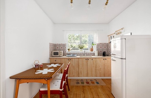 Ein Karem House | Historical 2 bedrooms home with a Private Jacuzzi