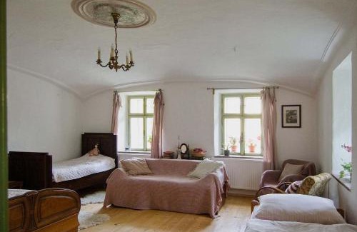 Kladeruby Apartment | Historický zemědělský dvůr Kladeruby