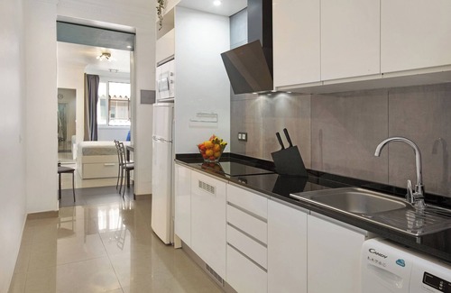 Las Palmas de Gran Canaria House | Holiday Home 'Beach Studio Apartment Canteras' with Sea View & Wi-Fi