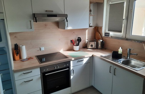 Scheid House | Holiday Home 'Yachthof' with Lake View, Shared Terrace and Wi-Fi