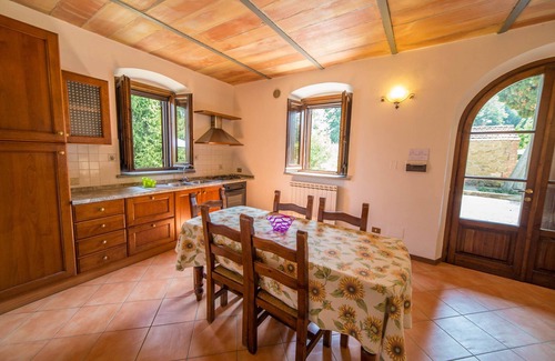 Passignano sul Trasimeno Apartment | Holiday Apartment in farmhouse - Noce - Residenze San Martino