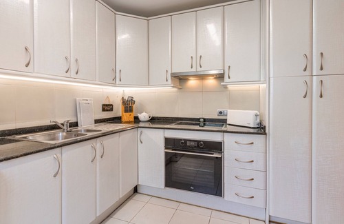Les Palmeres Apartment | Holiday Apartment 'Los Molinos' with Mountain View, Pool, Balcony & Wi-Fi