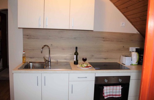 Balatonkeresztur Apartment | Holiday apartment mit Pool und Klimaanlage