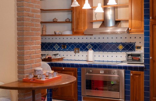 Gualdo Cattaneo Apartment | Holiday Apartment "Villa Rita - Ortensia" with Mountain View, Fenced Pool & Wi-Fi