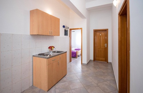 Zeljeznica Apartment | Holiday apartment Bar for 1 - 2 persons with 1 bedroom - Twin house