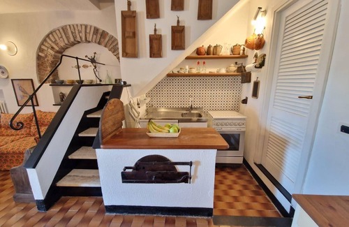 San Rocco Apartment | Holiday apartment Camogli for 1 - 2 persons with 1 bedroom - Row house