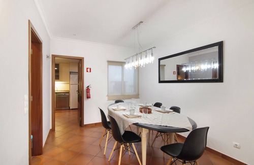 Santa Luzia Apartment | Holiday Apartment "Duplex Peixe Balão" with Wi-Fi