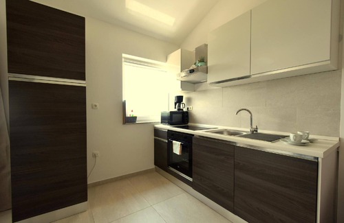 Cizici Apartment | Holiday apartment Dobrinj for 1 - 5 persons with 2 bedrooms - Holiday apartment