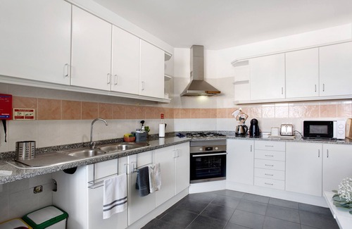 Canico Apartment | Holiday Apartment 'Fénix Garajau' with Sea View, Balcony & Wi-Fi