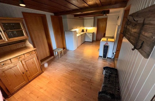 Hünibach Ski Chalet | Holiday apartment Habkern for 1 - 4 persons with 2 bedrooms - Farmhouse