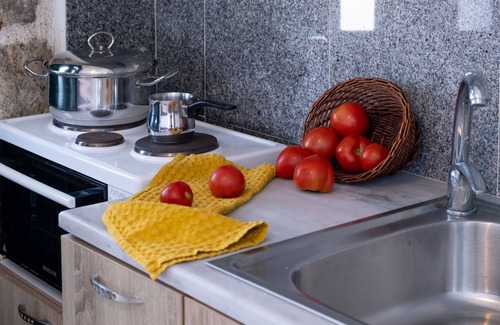 Tsoukaladhes Apartment | Holiday Apartment 'One Bedroom Apartment 4' with Sea View, Shared Pool & Wi-Fi