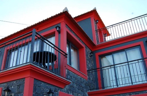 Ribeira Brava Apartment | Holiday Apartment "Vila Brava Cottage Apartamento C" with Sea View & Wi-Fi