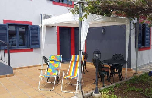 Ribeira Brava Apartment | Holiday Apartment "Vila Brava Cottage Apartamento H" with Sea View & Wi-Fi