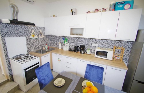 Gregovica Apartment | Holiday apartment Pula for 1 - 6 persons with 2 bedrooms - Row house