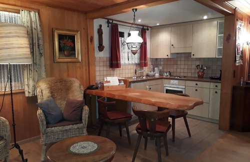 Vitznau Apartment | Holiday chalet Rigirolle, 1st floor with balcony