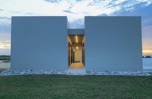 Pak Chong Villa | holiday fever x the pool