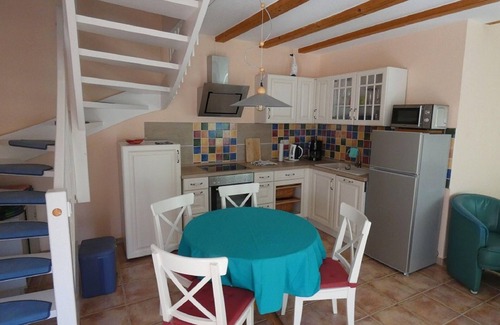 Dachrieden House | Holiday flat "Bisschen bunt" with terrace