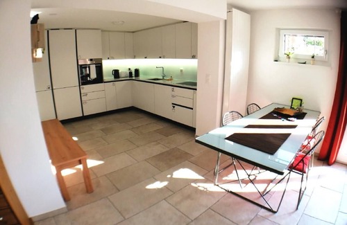 Casima House | Holiday flat with mountain view